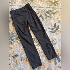 Lululemon Time To Sweat Crop Size 6 23” Solid Black